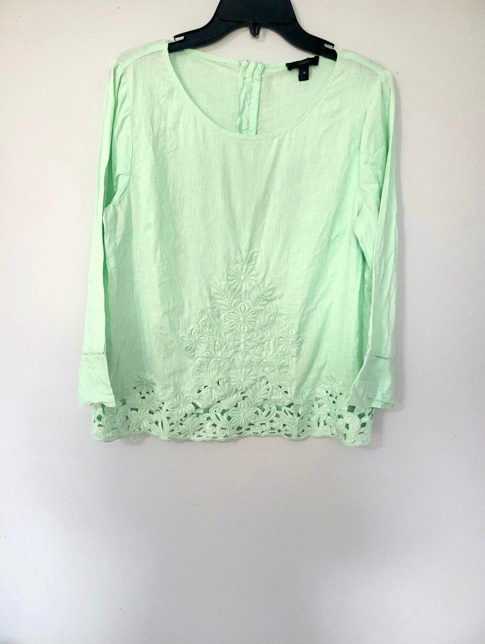 Beautiful  J.CREW Light Mint Embroidered Women's Blouse